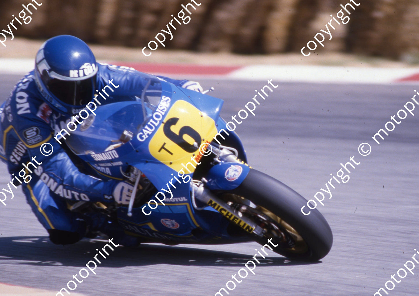 1985 MC SA GP 500CC 6 Christian Sarron Yamaha (courtesy Roger Swan) (15)