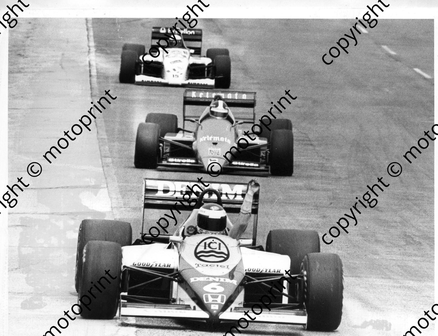 1985 SA GP Keke Rosberg Williams FW10, Huub Rothengatter Osella FA1G, Teo Fabi Toleman TG185 practice (33)