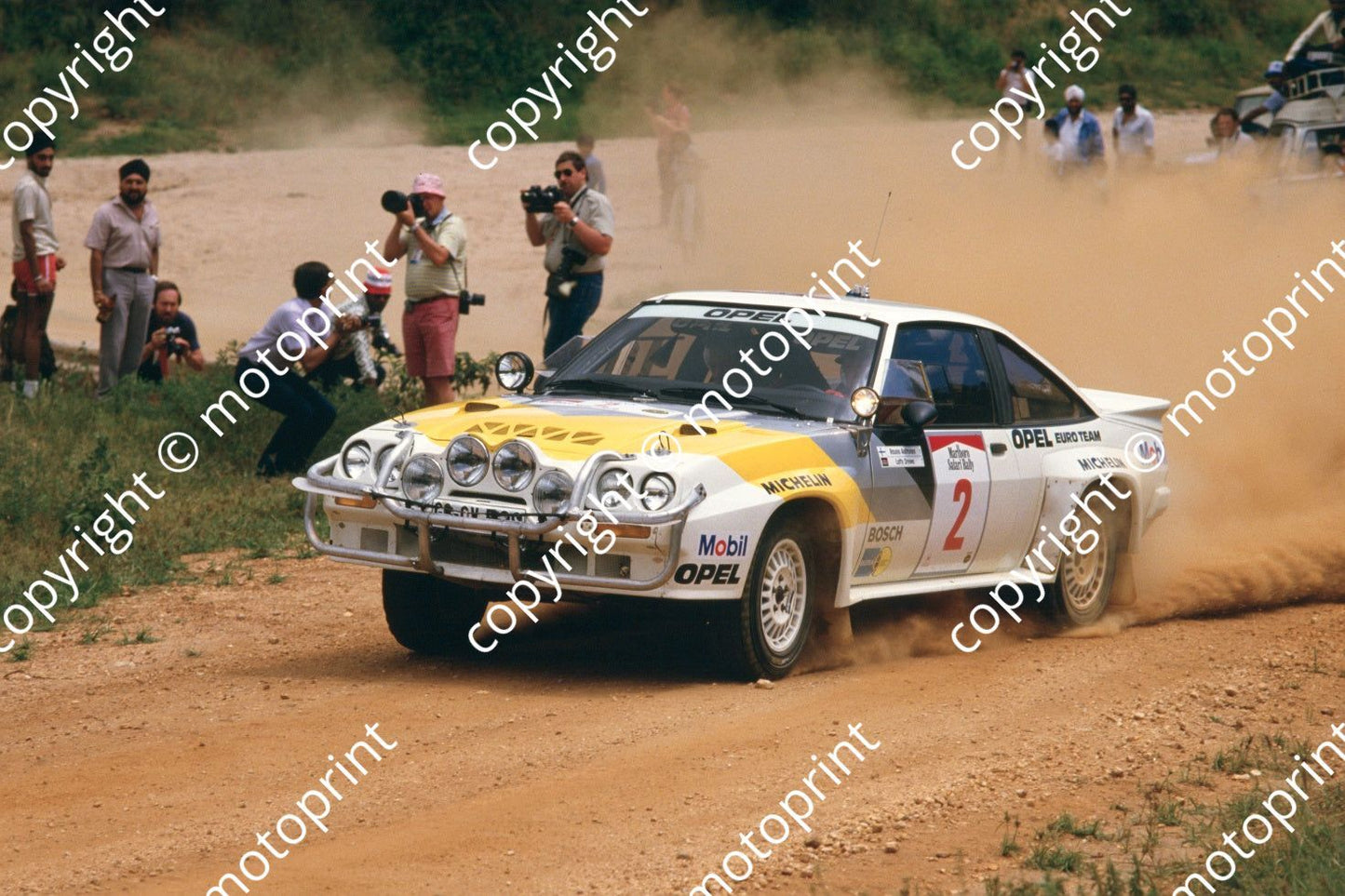 1985 Safari 2 Rauno Aaltonen, Lofty Drews Opel Manta 400 (courtesy Roger Swan) (2)