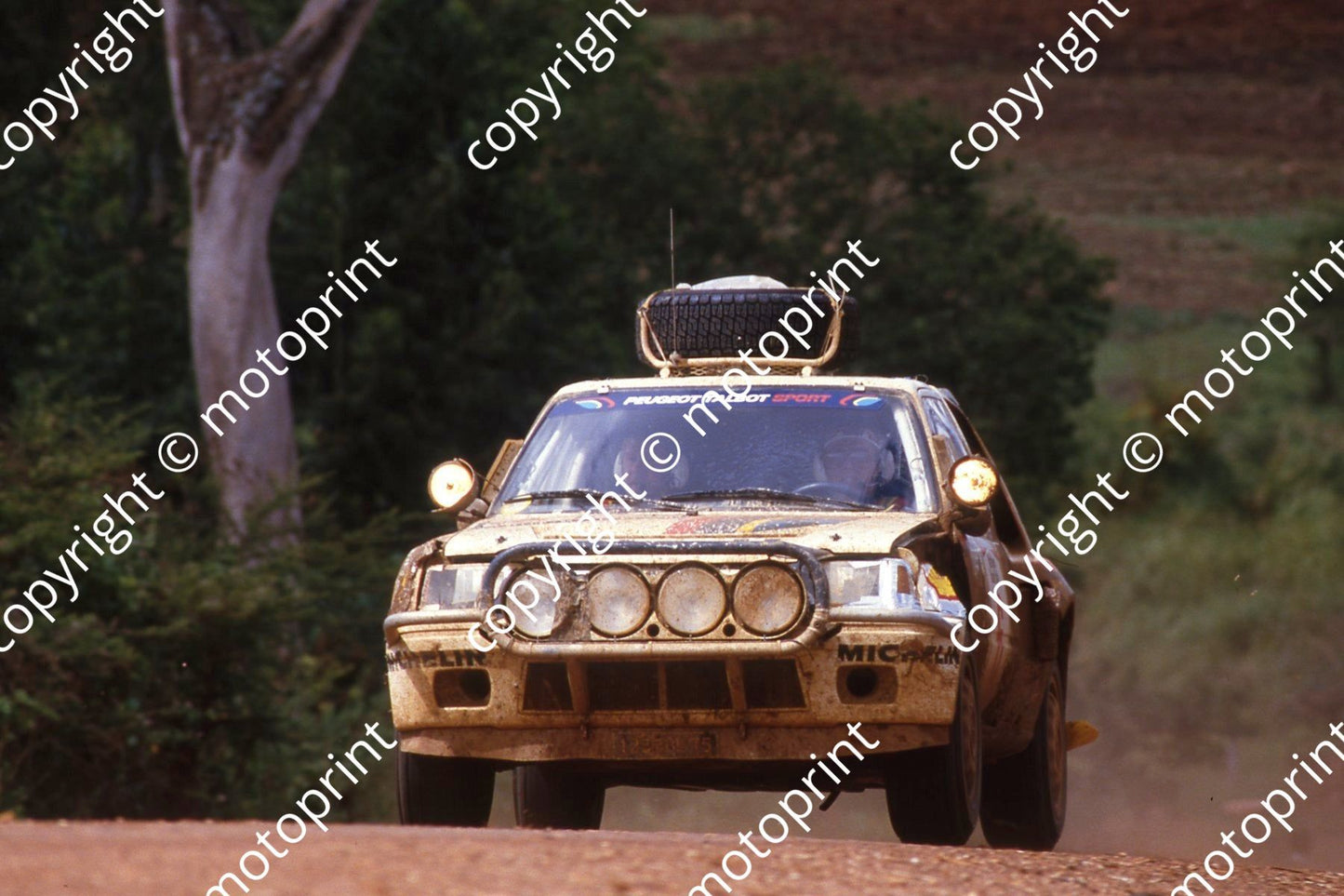 1985 Safari 6 Timo Salonen, Seppo Harjanne Peugeot 205 Turbo (courtesy Roger Swan) (14)