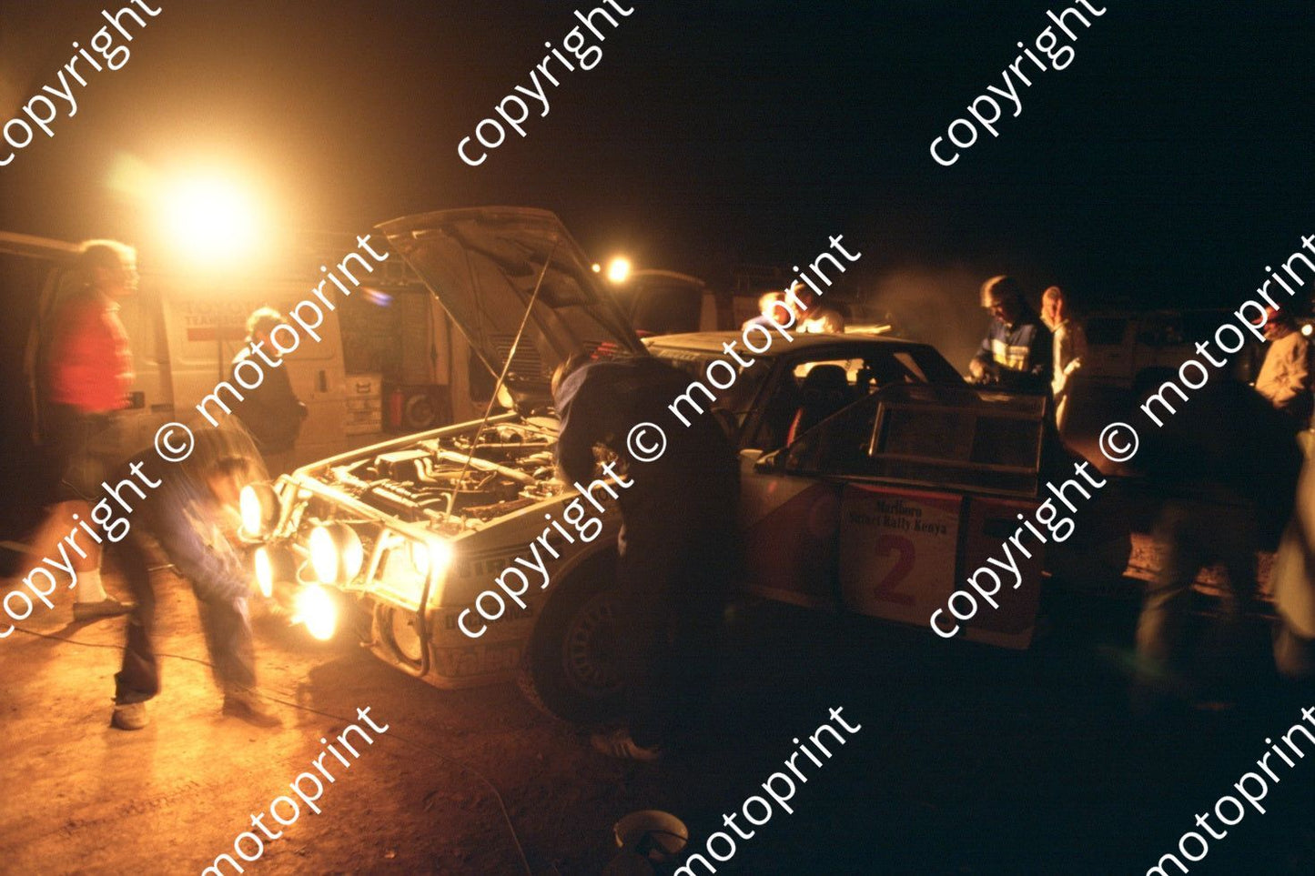 1986 Safari 2 Bjorn Waldegard, Fred Gallagher Celica Twincam night (RSwan) (6)