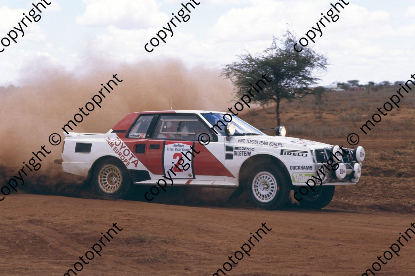 1986 Safari 2 Bjorn Waldegard, Fred Gallagher Celica Twincam turbo (RSwan) (32)