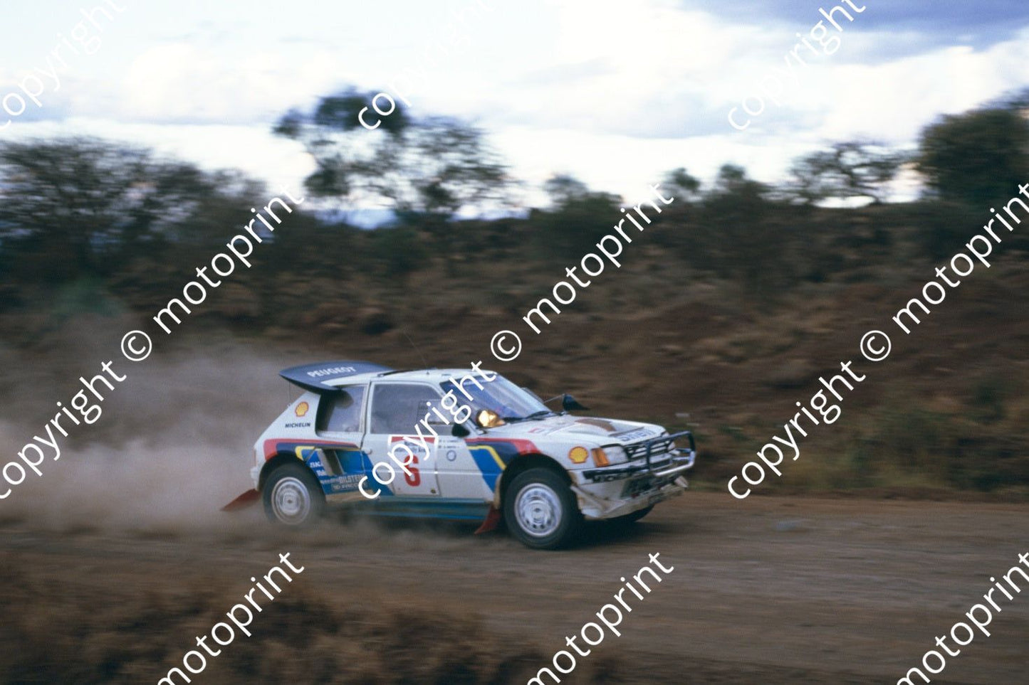 1986 Safari 6 Shekha Mehta, Rob Combes peugeot 205 Turbo (courtesy Roger Swan) (11)
