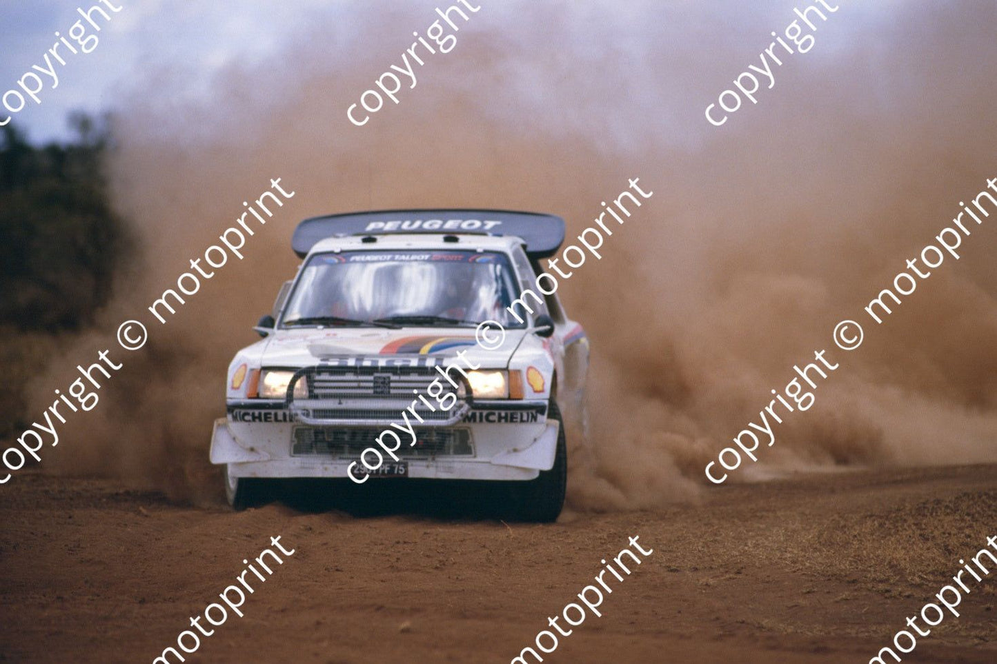 1986 Safari 6 Shekha Mehta, Rob Combes peugeot 205 Turbo (courtesy Roger Swan) (12)