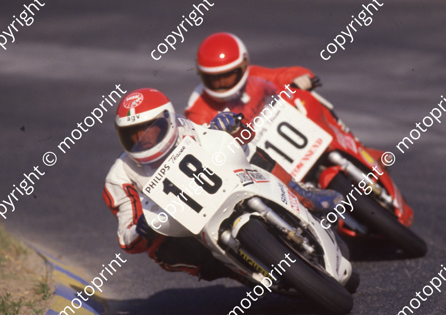 1987 Killarney MC 18 Steve Behrens Suzuki RG250 10 Clive Spencer (Colin Watling Photographic) (1)