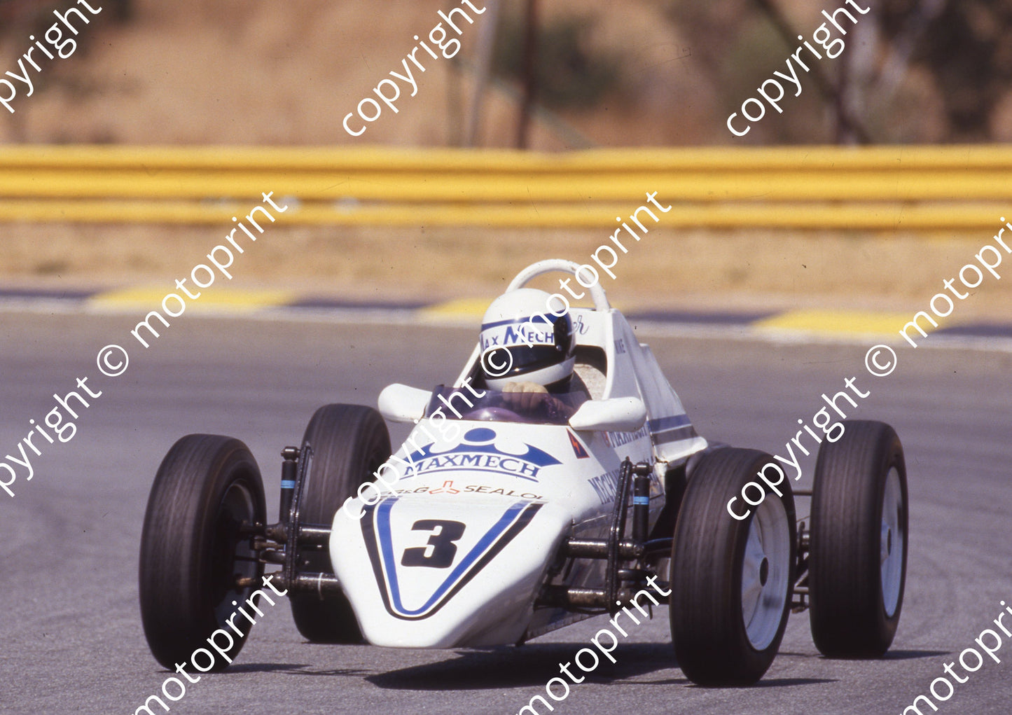 1987 Kya FV 3 Mike Frankle Harrier MP82 (Colin Watling Photographic) (16)