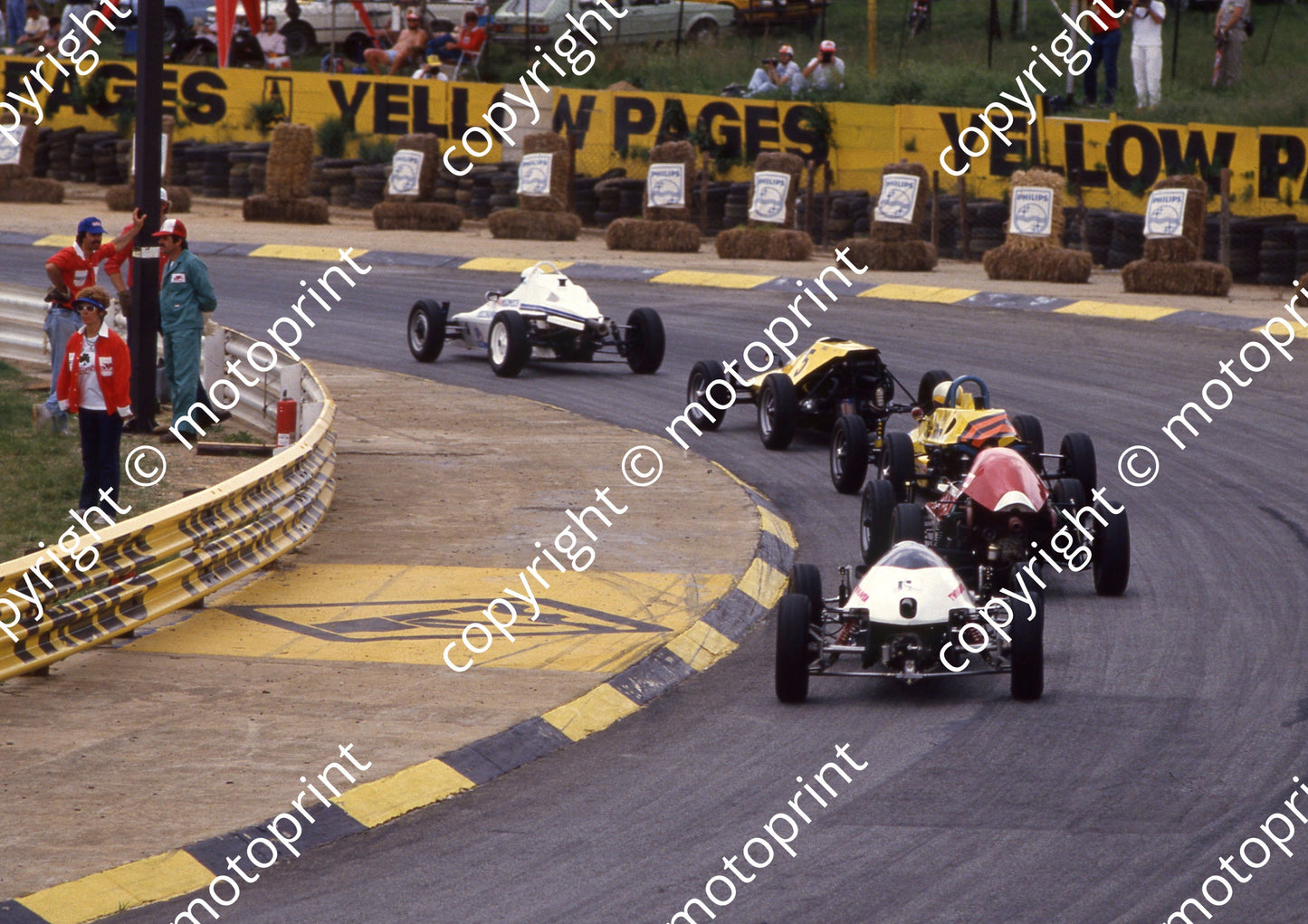 1987 Kya Oct FV 3 Mike Frankle Harrier 82 5 Bruce Robertson Wilkie (courtesy R Swan) (3)