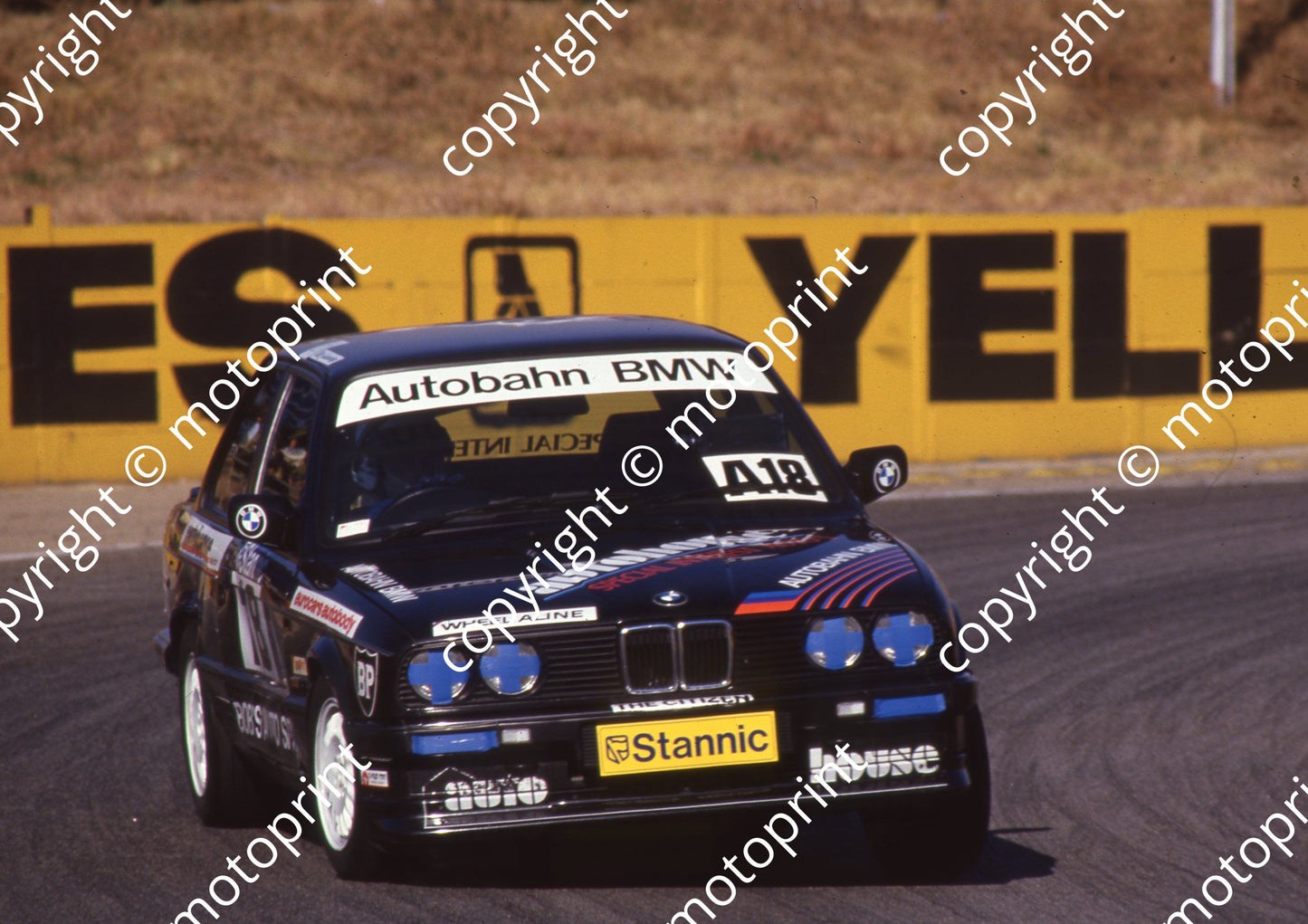 1987 Kya Stannic 18 NOTE DENT RH DOOR (Colin Watling Photographic) (1)