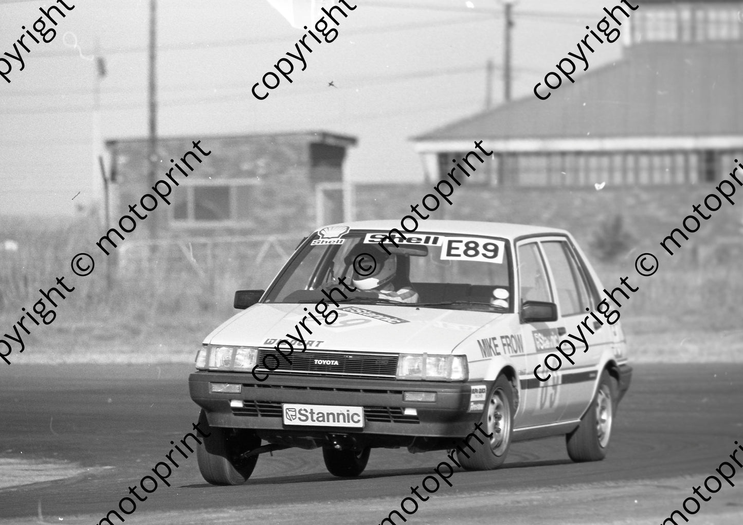 1987 Lichtenburg Stannic 89 Mike FRow Conquest (Colin Watling Photographic) (12)(1)
