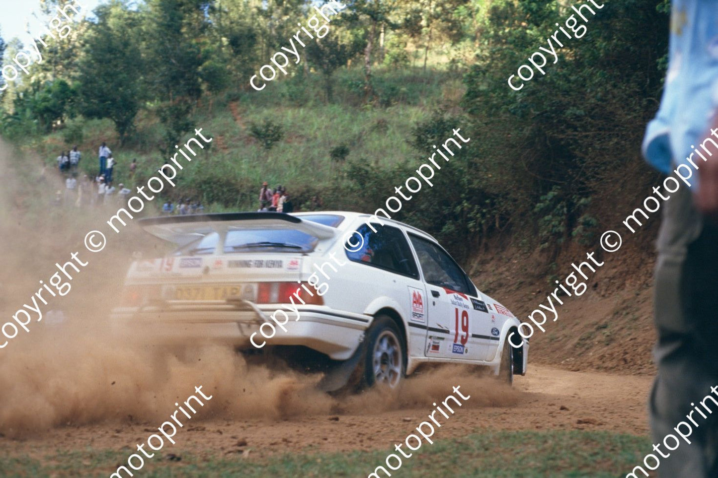 1987 Safari 19 Johnny Hellier, David Williamson Ford Sierra Cosworth (RSwan) (4)