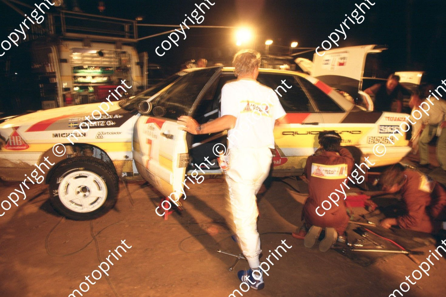 1987 Safari 7 Hannu Mikkola, Arne Hertz Audi 200 Quattro night(RSwan) (14)