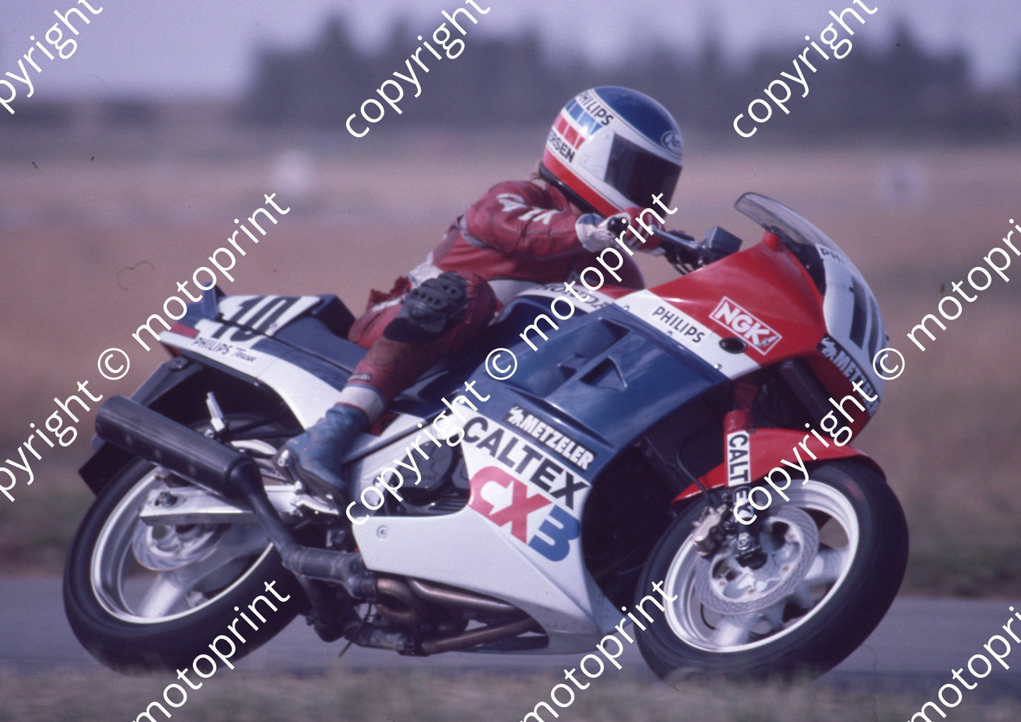 1987 Welkom MC 10 Rob Petersen HOnda VF750R (Colin Watling Photographic) (1)