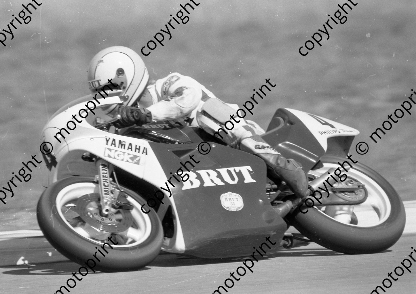 1987 Welkom MC 4 Mitchell Hickey Yamaha TZ250 (Colin Watling Photographic) (92)