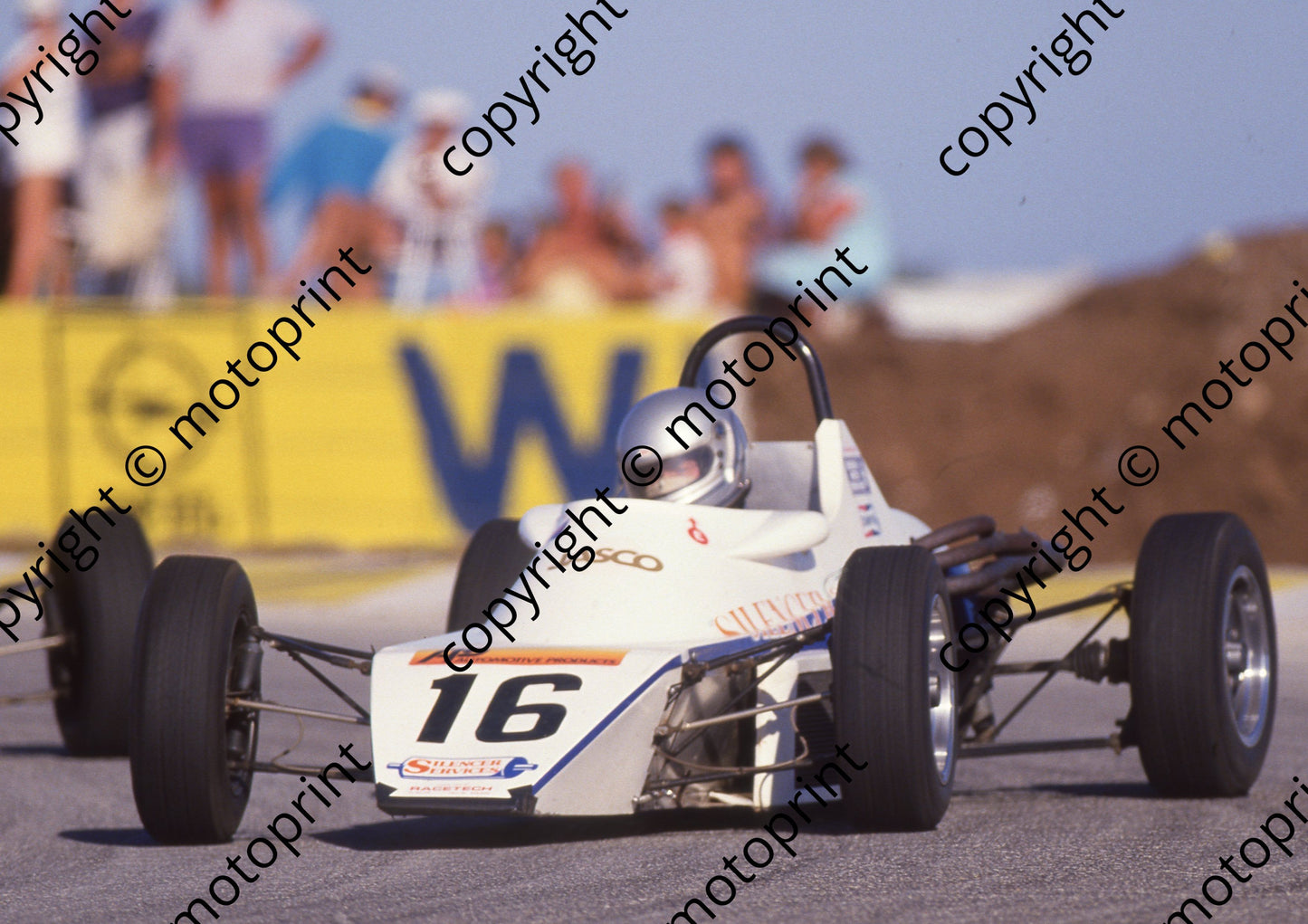 1988 Aldo FF 16 Dave Sinclair Ray 83F (Colin Watling Phtographic) (2)