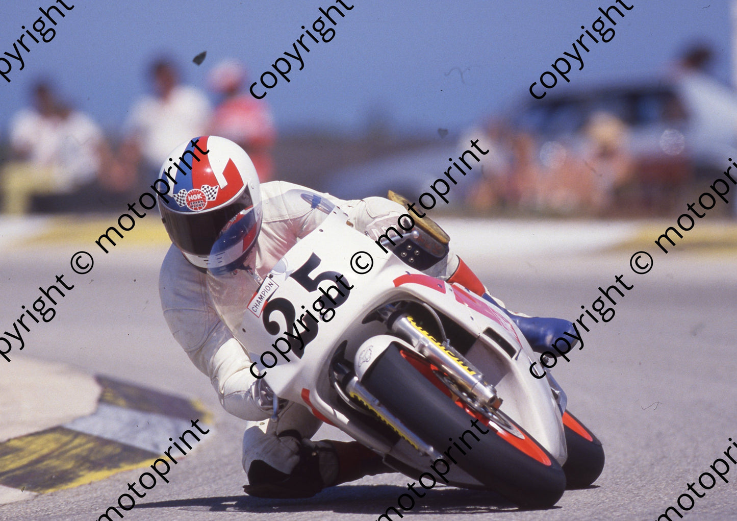 1988 Aldo MC 25 Dave Emond Yamaha TZ250U (Colin Watling Photographic) (4)