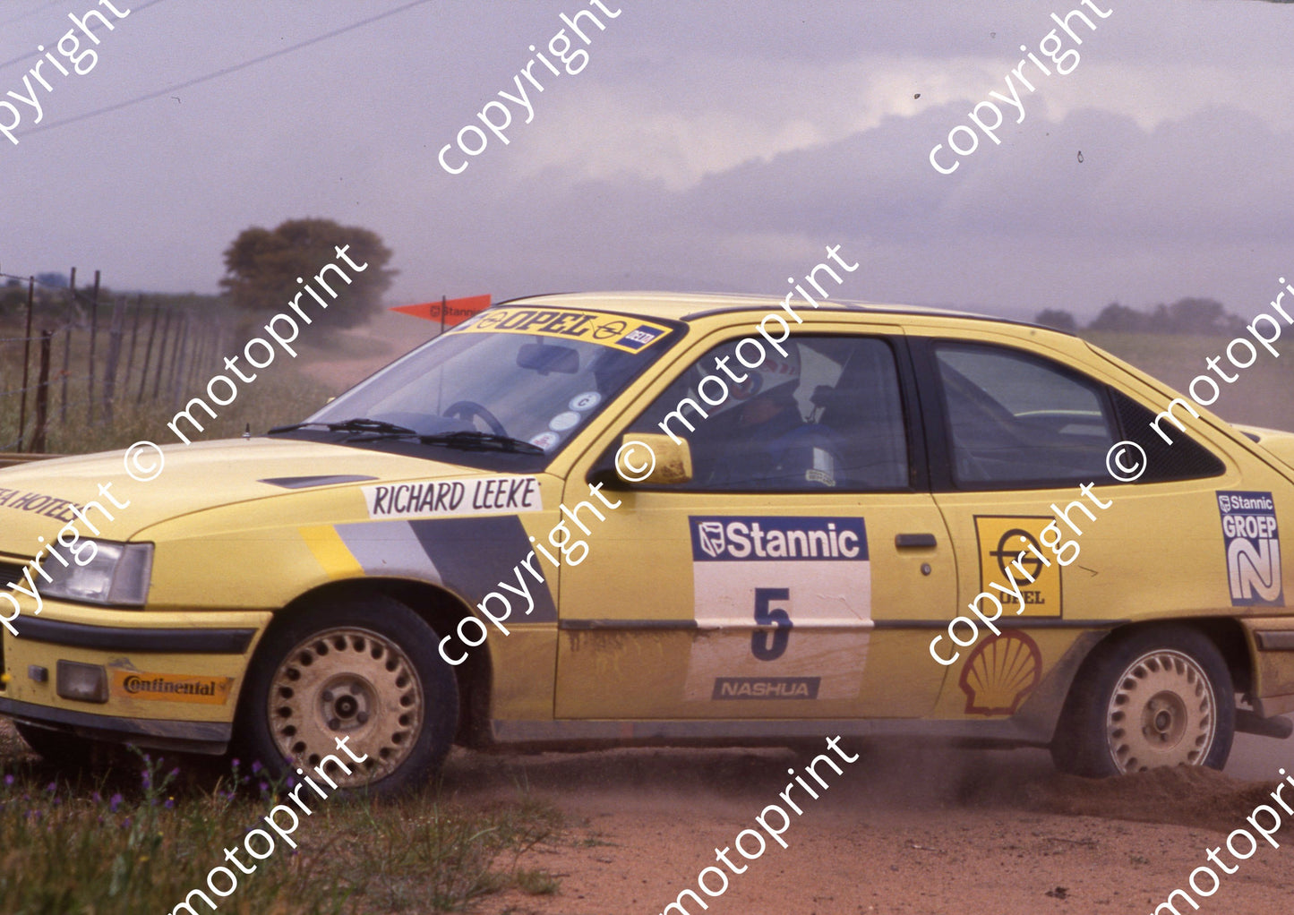 1988 Cape Oct Gp N 5 Pieter de Waal, Richard Leeke Kadett GSi (courtesy Roger Swan) (47)