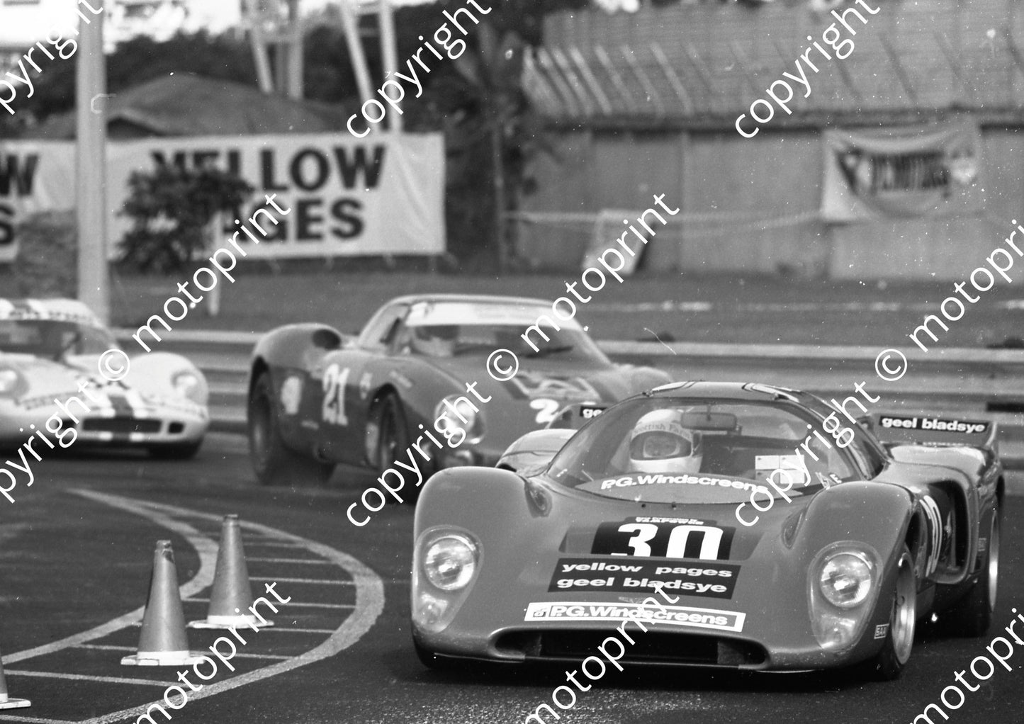 1988 Dbn ISP 30 Laurence Jacksen Chevron B16 (Colin Watling Photographic) (5)