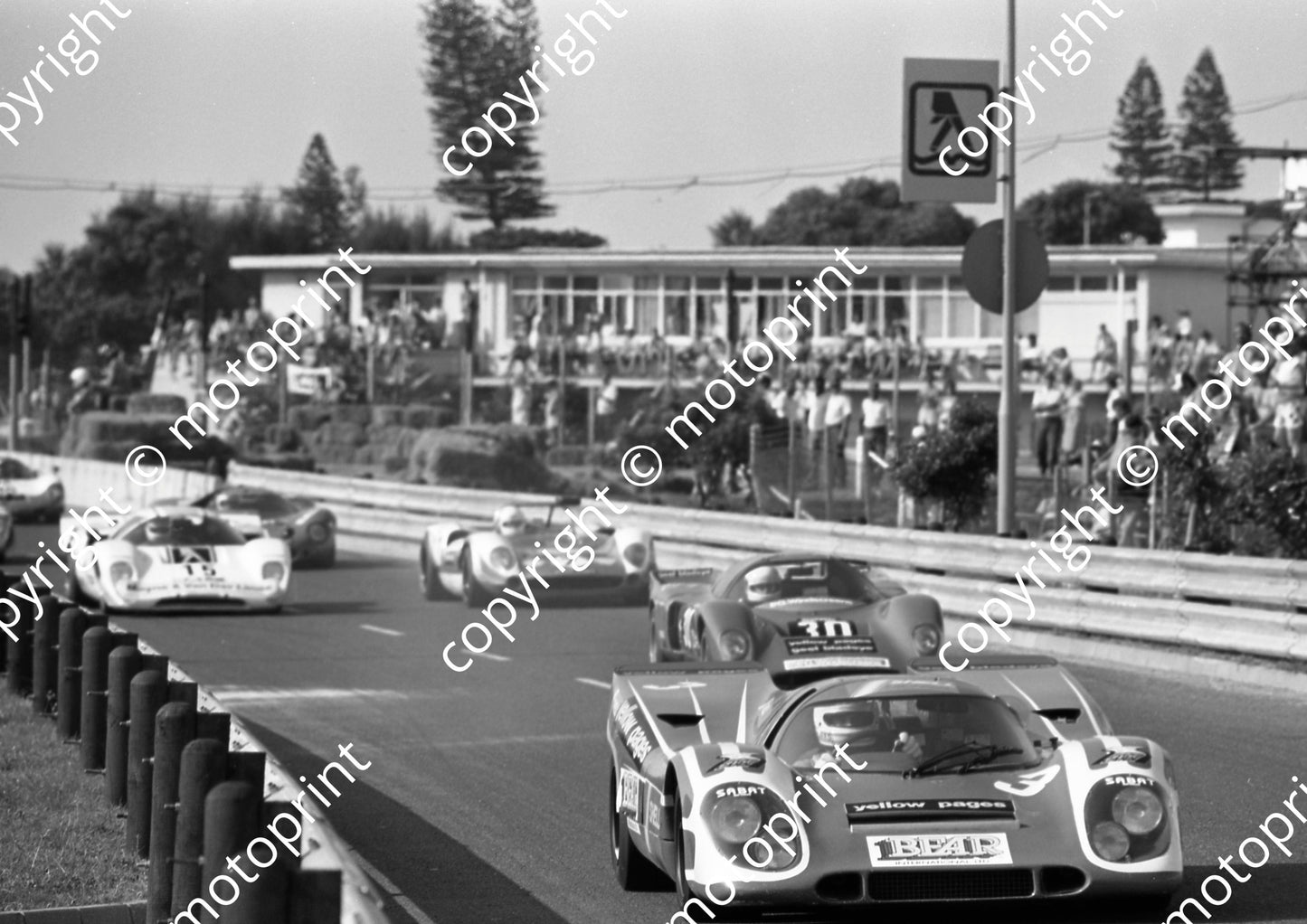 1988 Dbn ISP 3 David Piper Porsche 917 30 Laurence Jacksen Chevron B16 15 Stuart Graham Lola T70 (Colin Watling Photographic) (5)