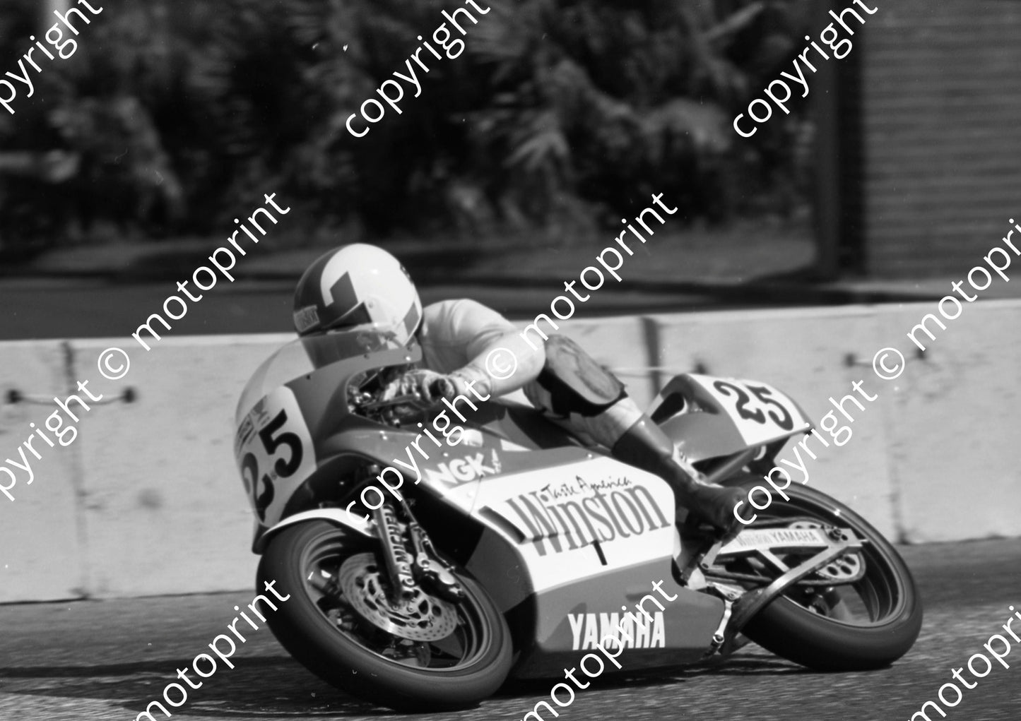 1988 Dbn MC 25 Dave Emond Yamaha 250U (Colin Watling Photographic) (34)
