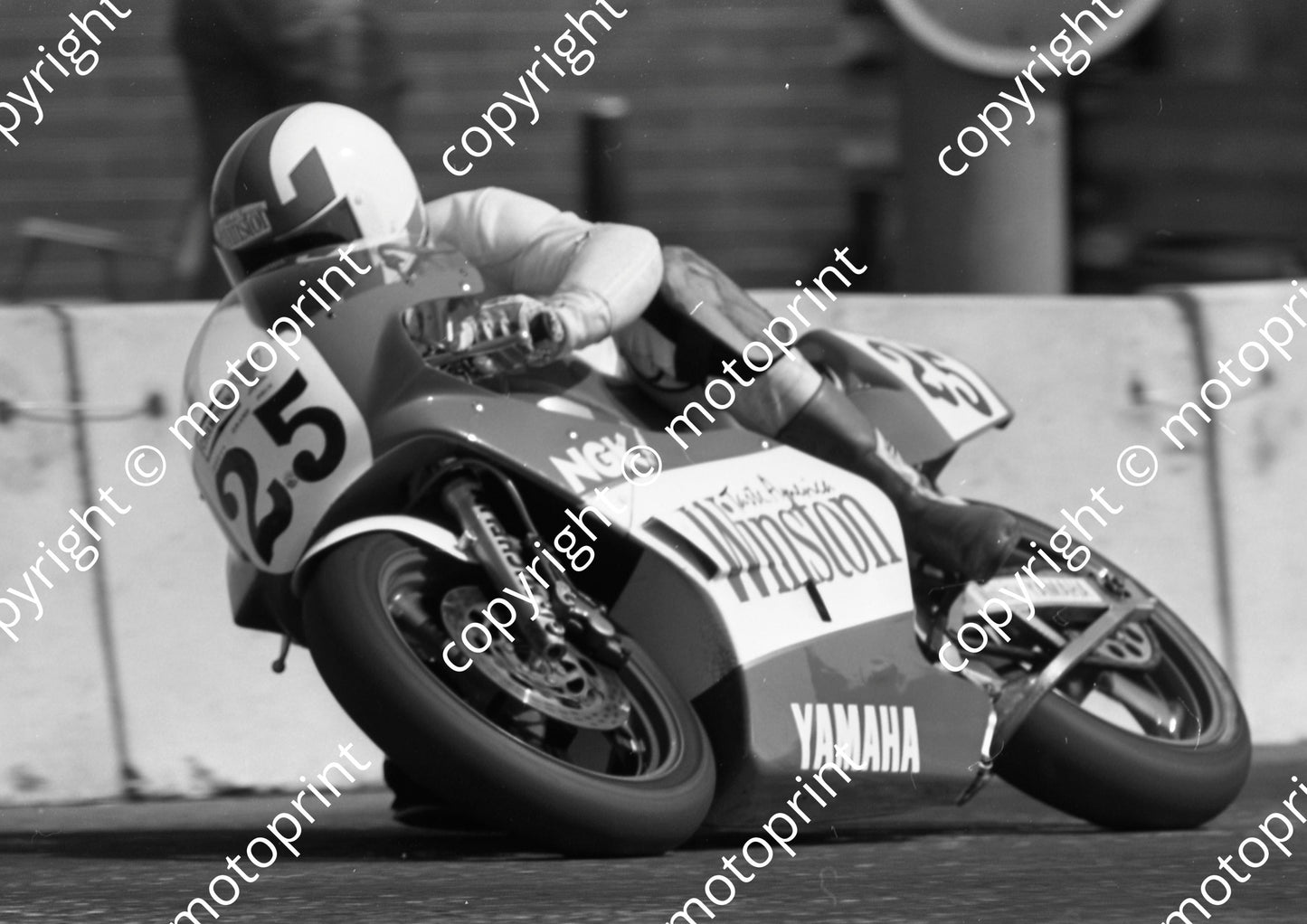 1988 Dbn MC 25 Dave Emond Yamaha 250U (Colin Watling Photographic) (35)