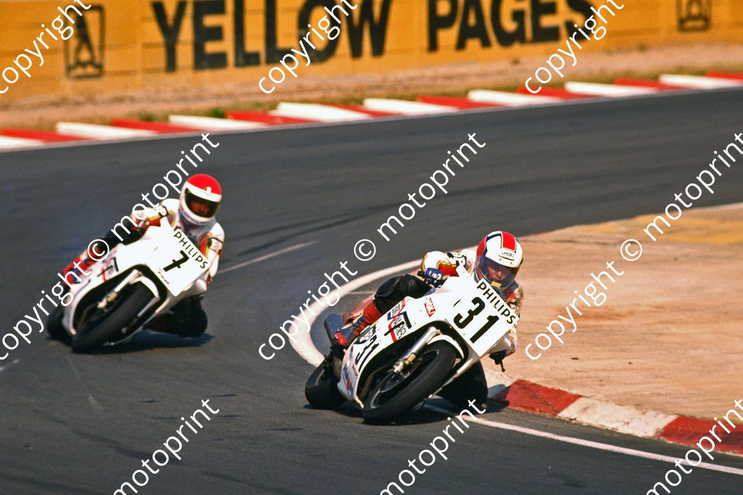1988 Kya Philips 31 Gavin Ramsay 7 John Clark Suzuki GSX R (courtesy Roger Swan) (16)