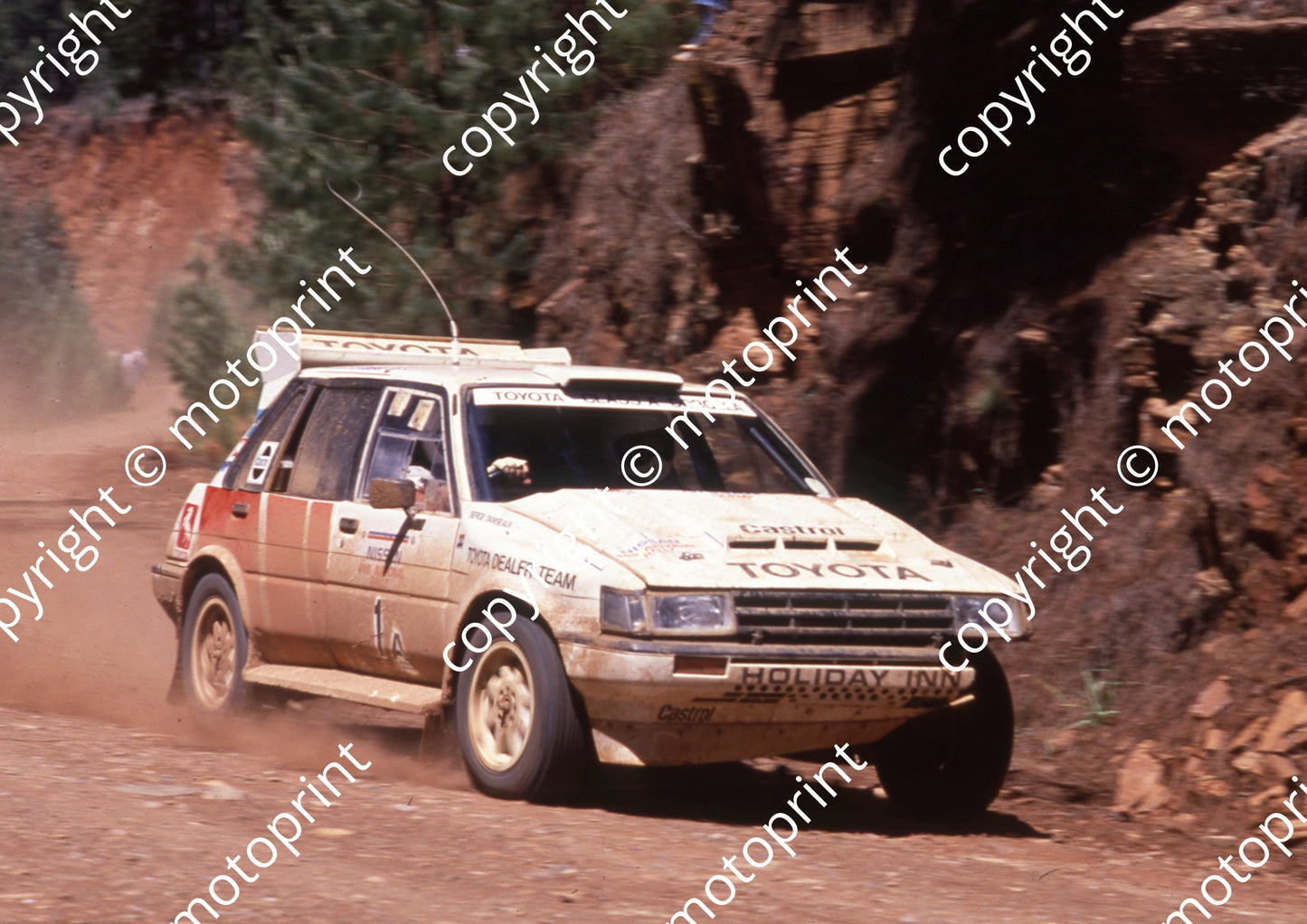 1988 Nissan 400 1 Serge Damseaux, Vito Bonafede Toyota Conquest(courtesy Roger Swan) (22)