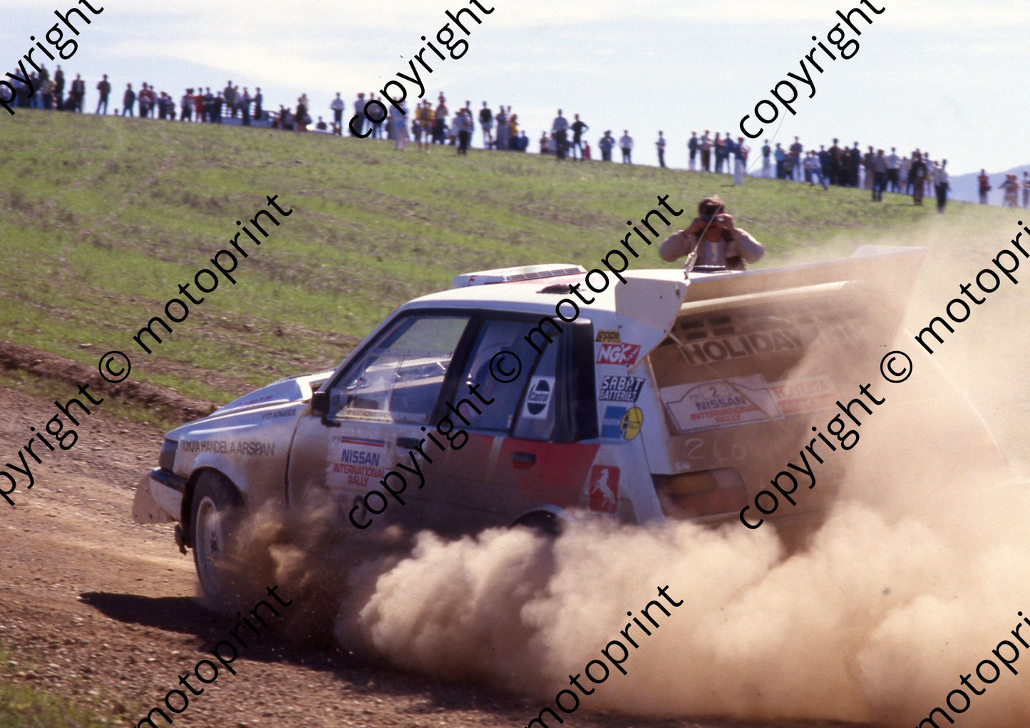 1988 Nissan Intnl 2 Serge Damseaux, Vito Bonavede Conquest 4WD(courtesy Roger Swan) (15)