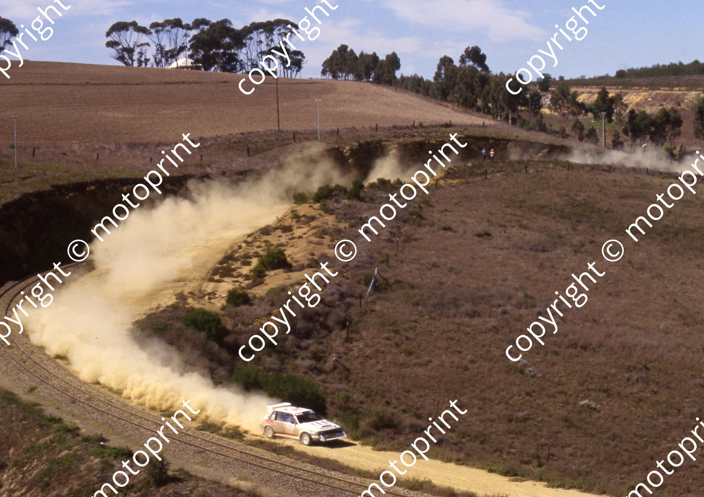1988 Nissan Intnl 2 Serge Damseaux, Vito Bonavede Conquest 4WD(courtesy Roger Swan) (23)