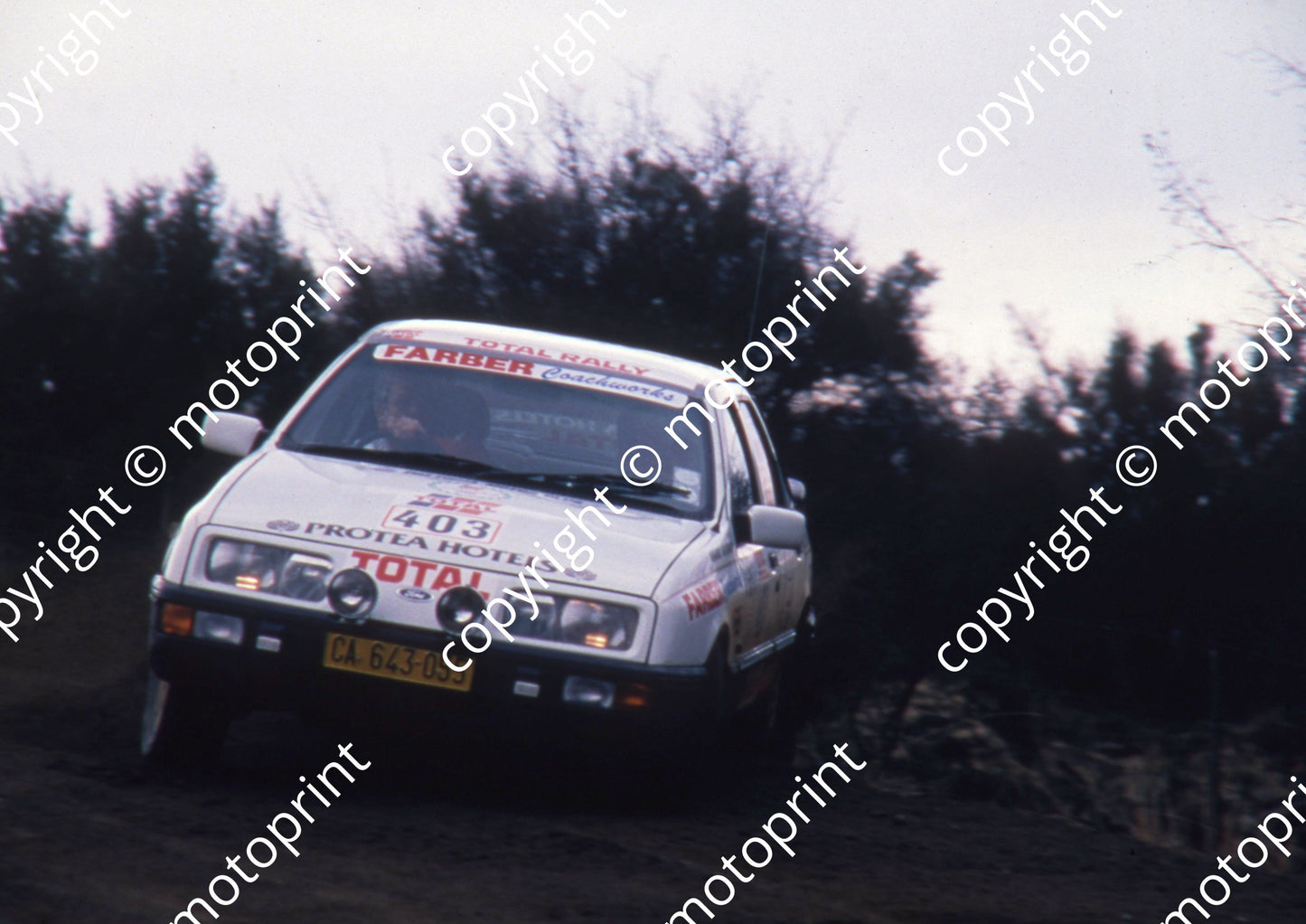 1988 Total 403 Vic Procter, Keith Botwood Sierra XR6 accident(courtesy Roger Swan) (1)