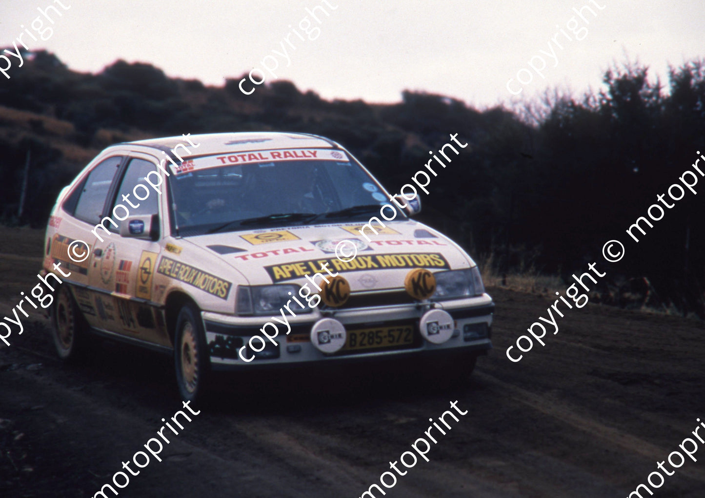 1988 Total 404 P Hull, W du Plessis Opel GSi (courtesy Roger Swan) (32)