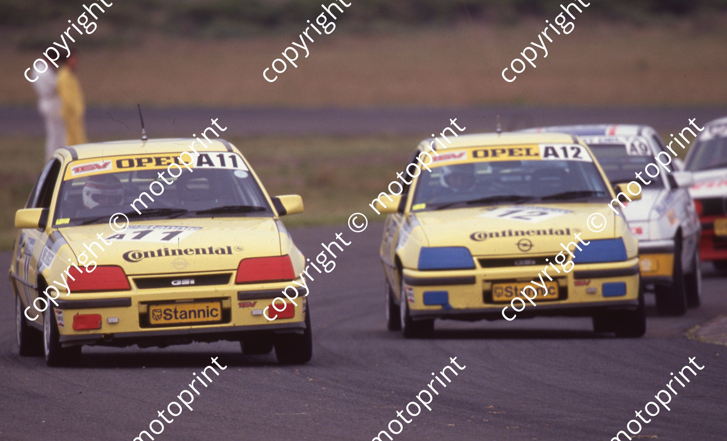 1989 EL Stannic 11 Michael Briggs, 12 Roddy Turner Opels check track (Colin Watling Photographic) (17)