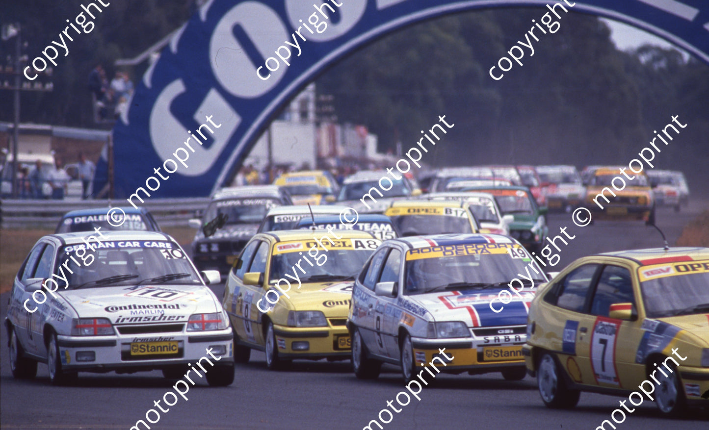 1989 KIllarney Castrol 6 Hr 10 Toby Venter, Johan vd Merwe 8 Turner de Waal 9 Hepburn, JOubert 7 Briggs G Fouche Opels (Colin Watling Photography) (125)