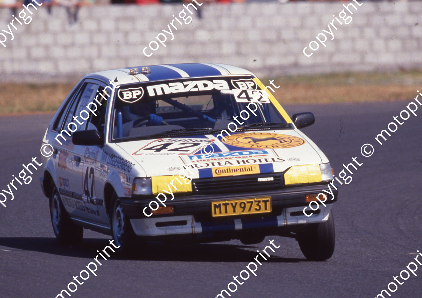 1989 KIllarney Castrol 6 Hr 42 T Ball, H Botha, J van Loggerenberg Mazda 323 (Colin Watling Photography) (1)