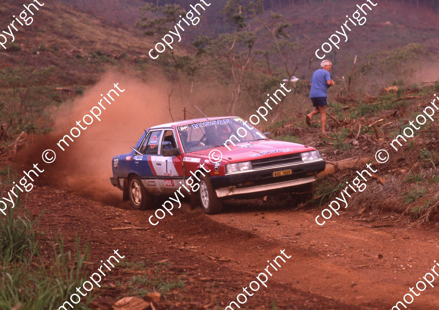 1989 NGK 400 Rally 1 .....NOTE DAMAGE RH DOOR (Colin Watling Photographic) (27)