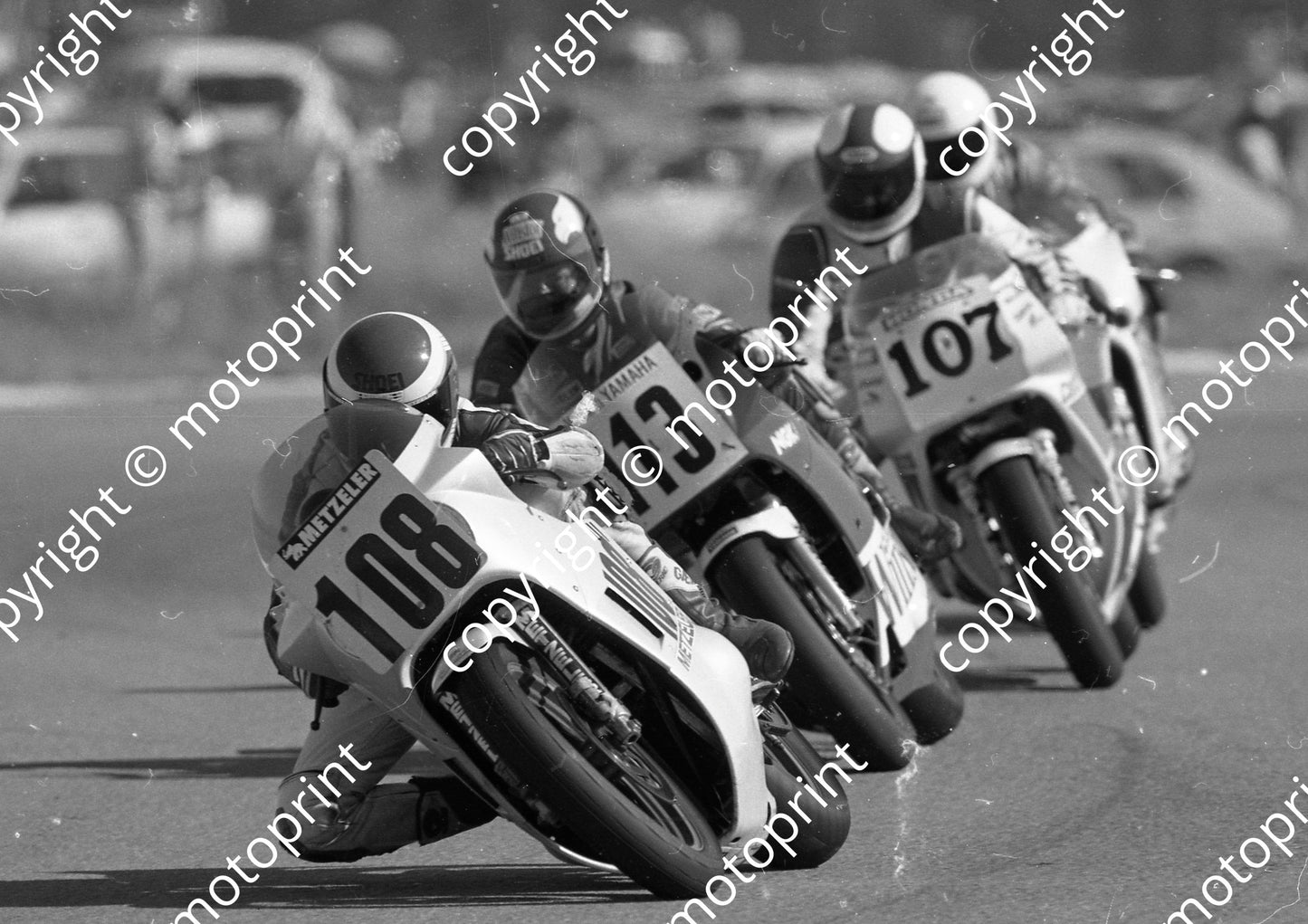 1989 Welkom MC 108 Buks Boshoff Suzuki GSX 113 Russell Wood Yamaha FZR 107 Dave Petersen HOnda RD (Colin Watling Photographic)