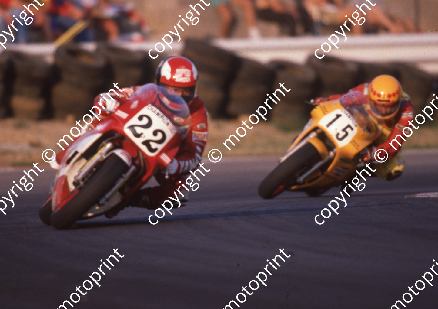 1989 Welkom MC 22 Russell Wood 15 Danny Bristol Yamaha TZs (Colin Watling Photographic) (3)