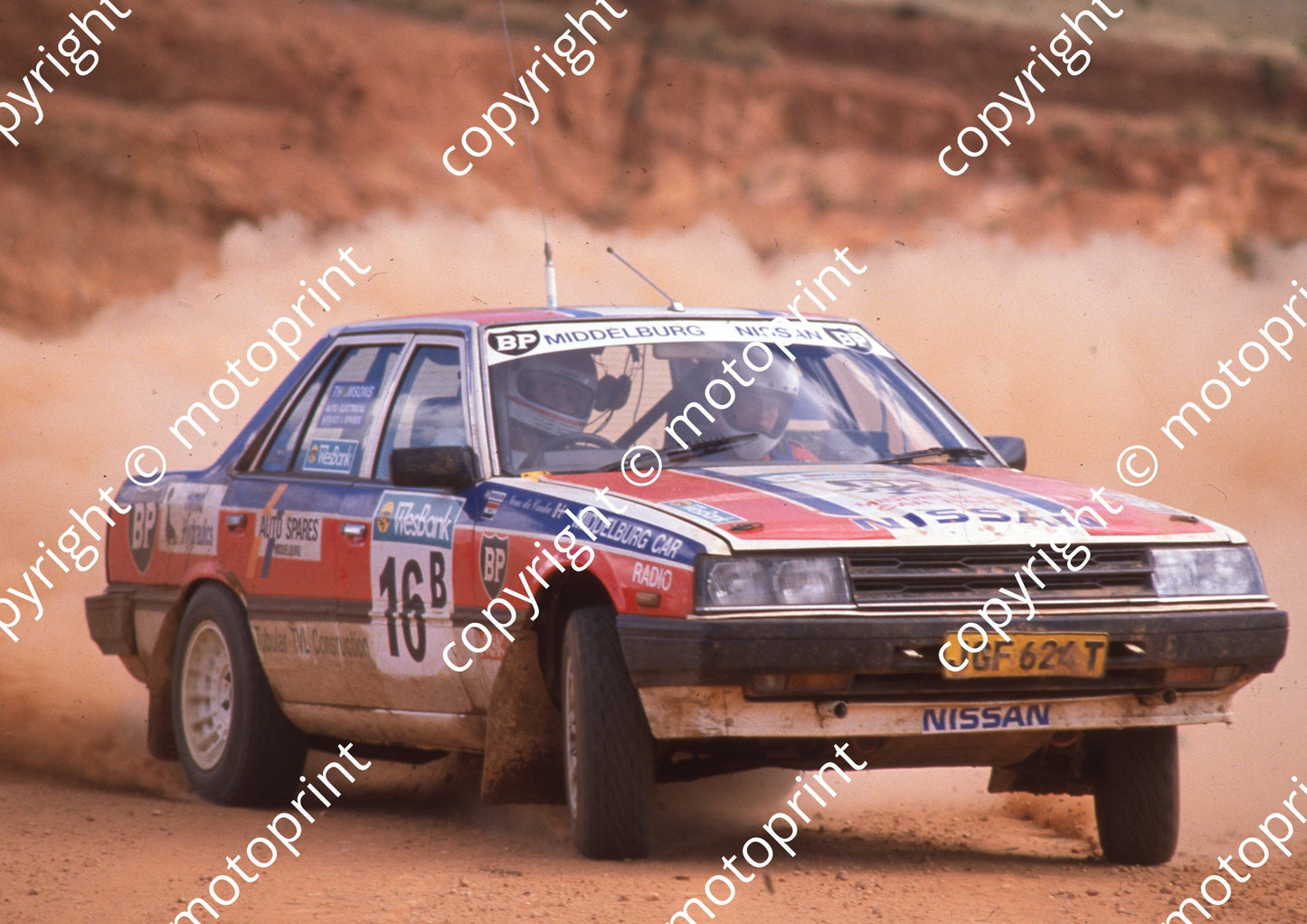 1989 Wesbank rally 16 Nino da Cunha, Paul Rouillard Skyline (Colin Watling Photographic) (24)
