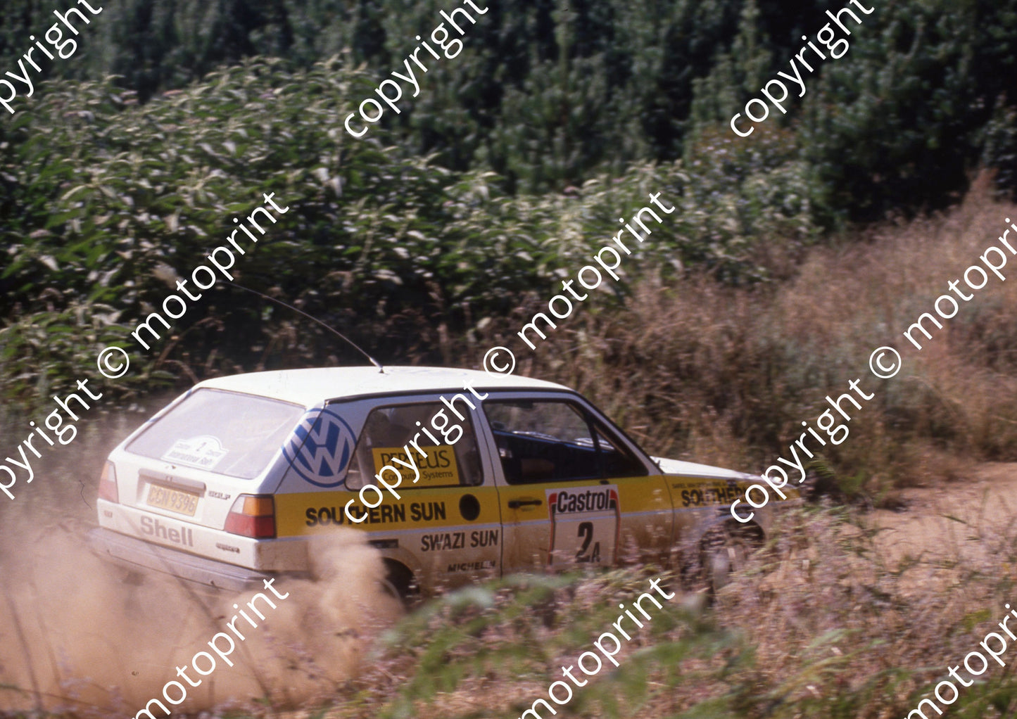 1990 Castrol Intnl 2 Sarel vd Merwe, Franz Boshoff Golf (R Swan) (11)