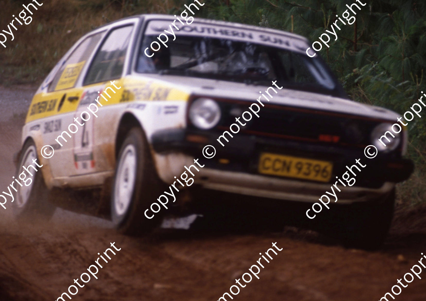 1990 Castrol Intnl 2 Sarel vd Merwe, Franz Boshoff Golf (R Swan) (15)