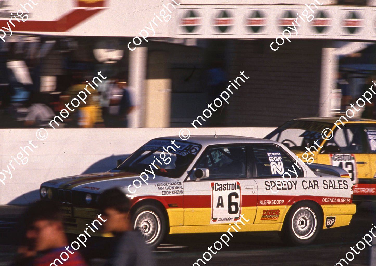1990 Killarney 7 hr Farouk Dangor BMW 325i, Keizan, Neal evening (3)