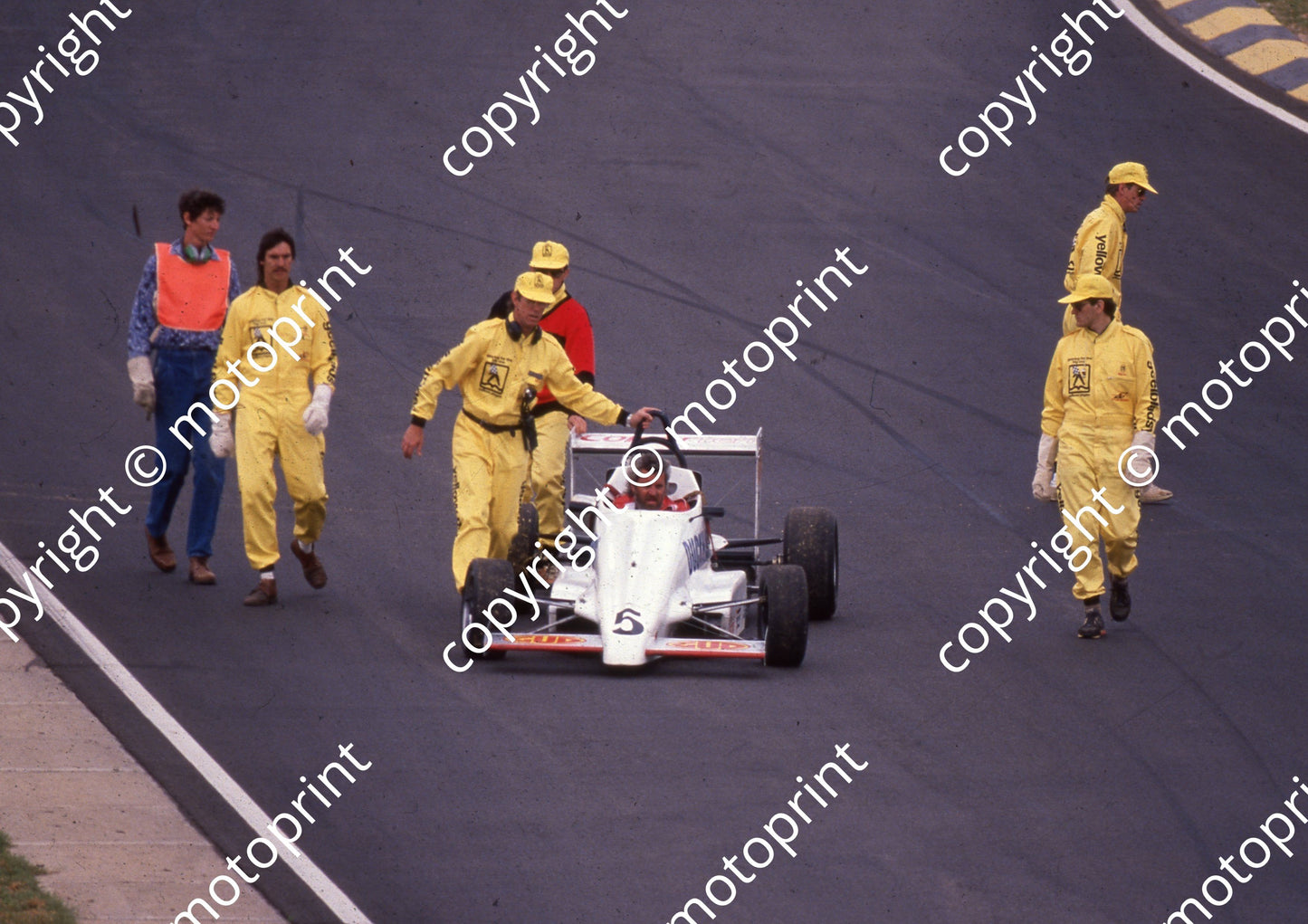 1990 Kya GTi 5 Kevin Stopford Matt-a-Daw track clear up (Colin Watling Photographic) (4)