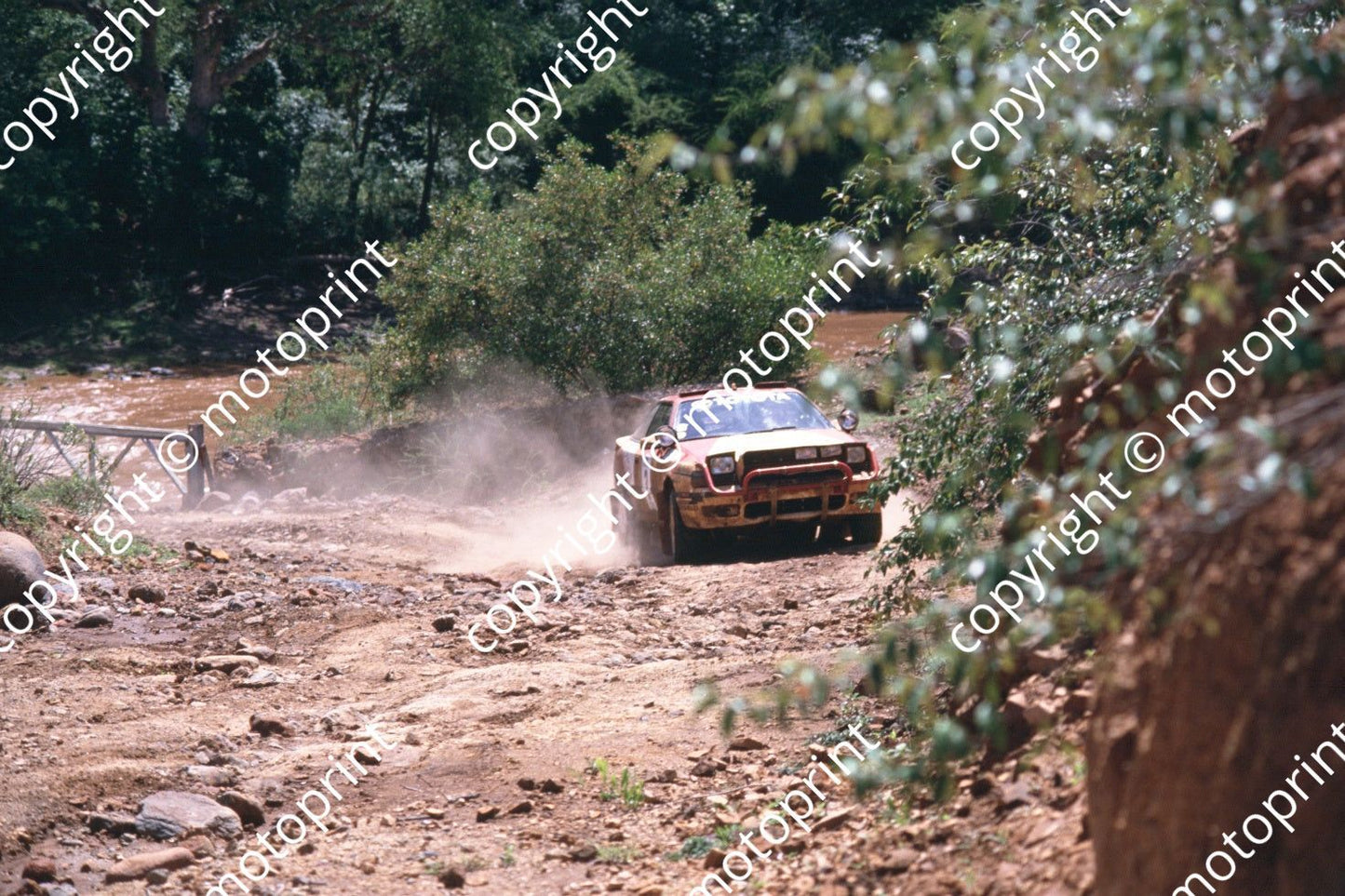 1990 Safari 3 Bjorn Waldegard, Fred Gallagher Toyota Celica GT-4 (courtesy Roger Swan) (14)