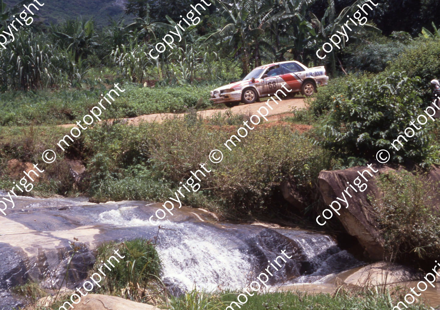 1990 Safari 68 Guy Colsoul, Aslam Khan Missubishi Galant VR4 (courtesy Roger Swan) (8)