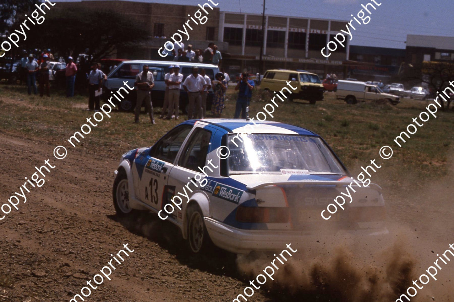 1990 Wesbank 13 Tony Pond, Richard Leeke Ford 4 (courtesy Roger Swan) (15)