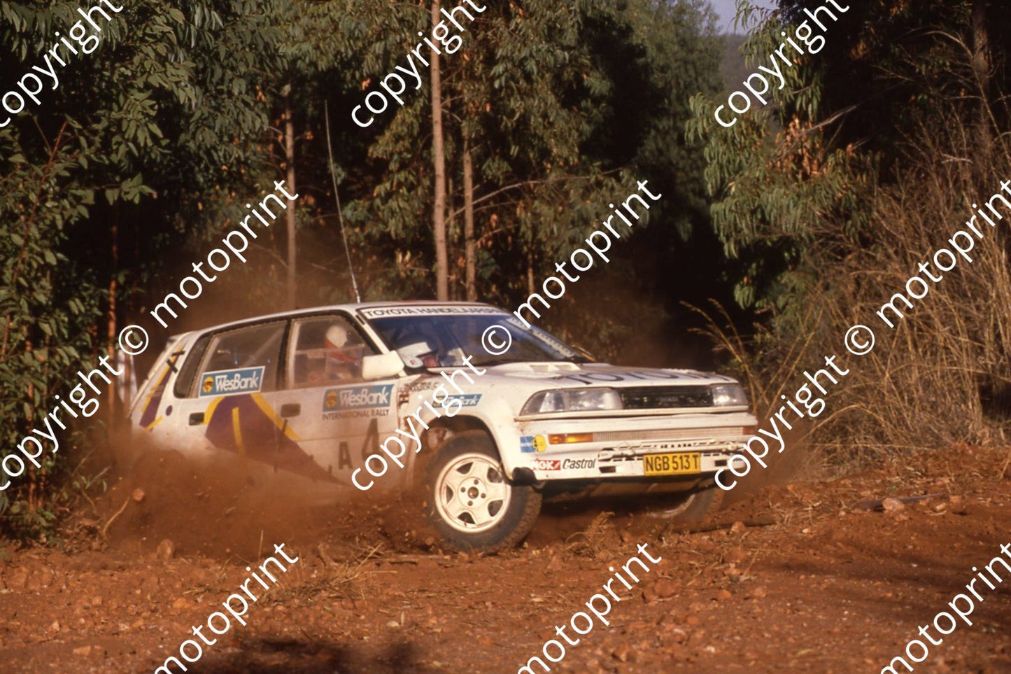 1990 Wesbank 4 Nic de Waal, Guy Hodgson Toyota 3 (courtesy Roger Swan) (18)