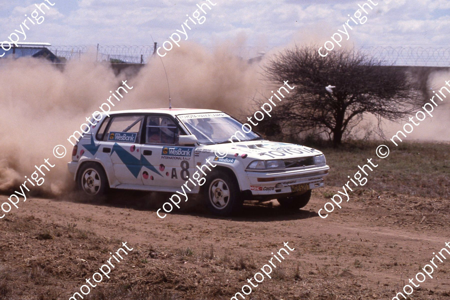 1990 Wesbank 8 Glen Gibbons, Peter Cuffley Toyota 2 (courtesy Roger Swan) (11)
