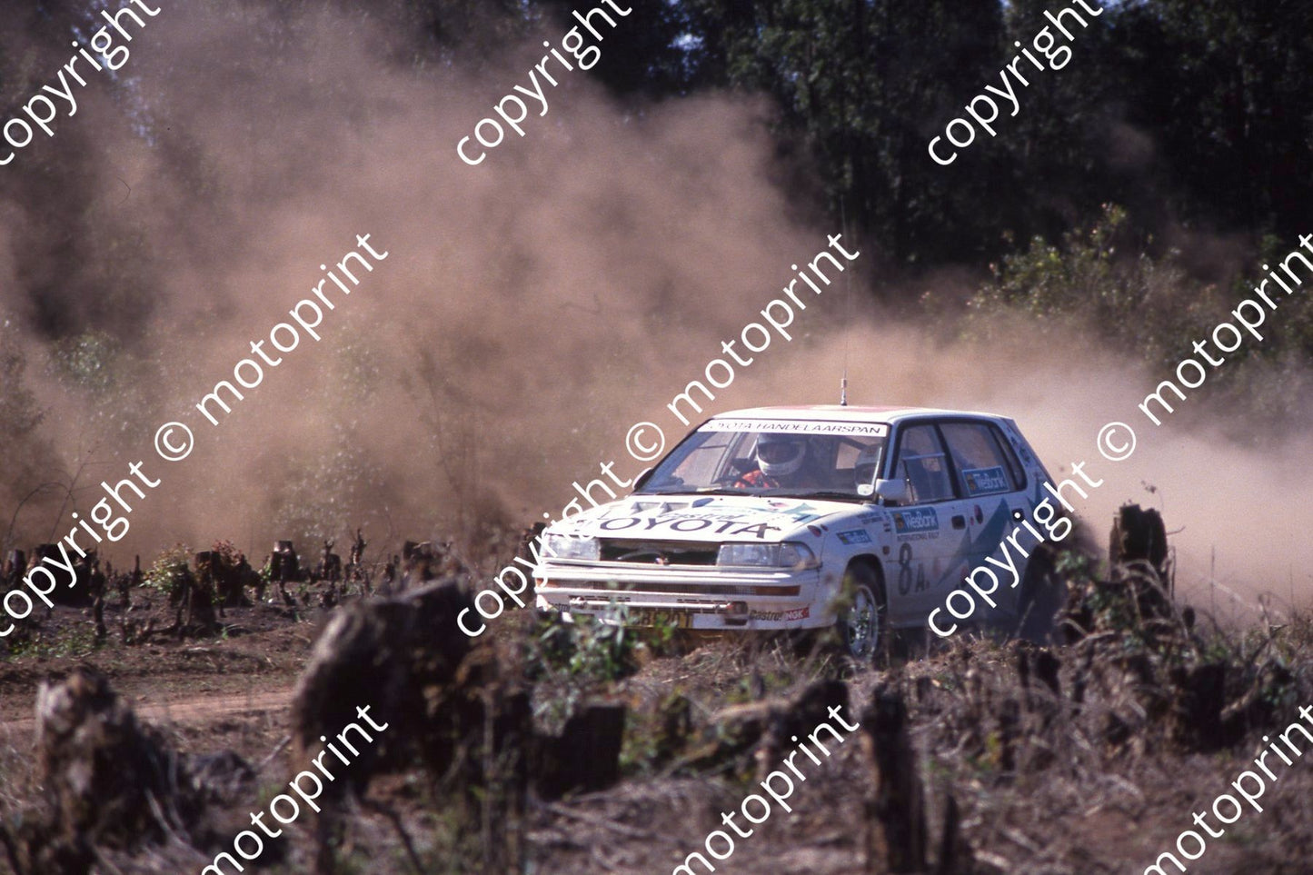 1990 Wesbank 8 Glen Gibbons, Peter Cuffley Toyota 2 (courtesy Roger Swan) (12)