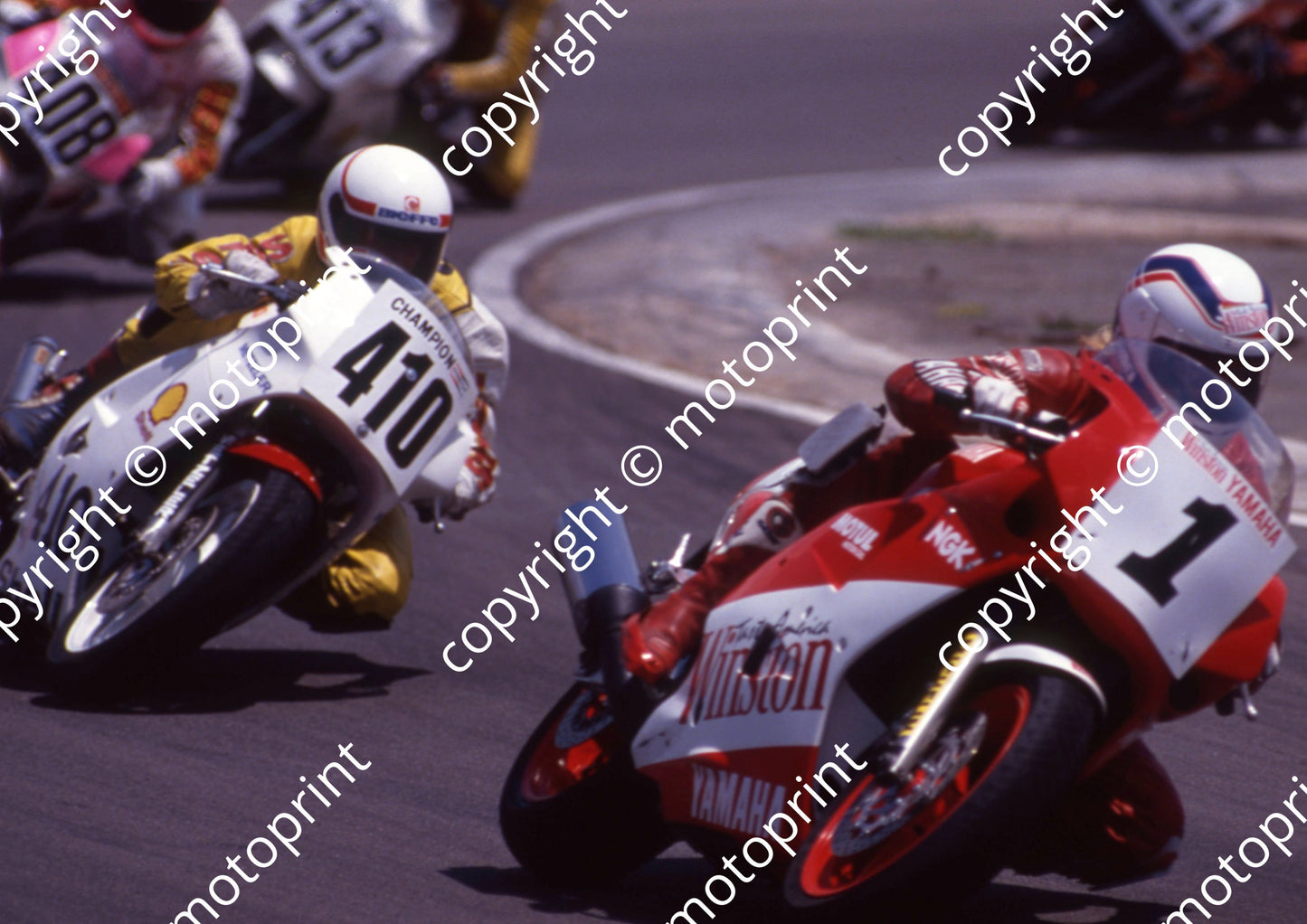 1990 Zkops March 410 Steven Behrens Suzuki RGV 1 Russell Wood Yamaha FZR (courtesy Roger Swan) (16)