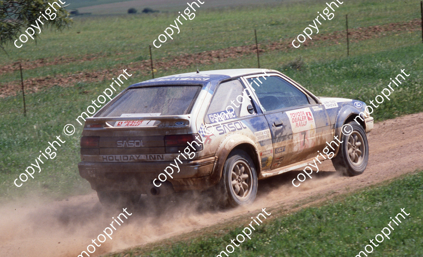 1991 Toyota Dealer Rally 7 Glyn Hall, Martin Botha Laser 4x4 (Watling Photo) (2)