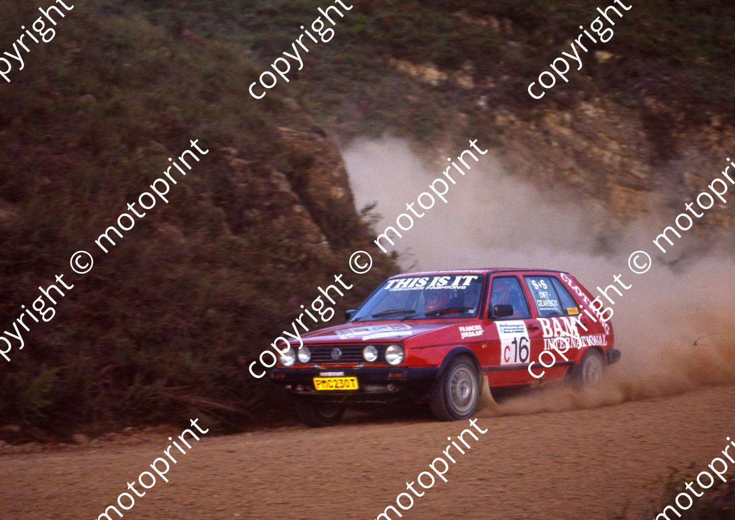 1991 VW Intnl 16 Leon Botha, Francois Jordaan Golf (courtesy R Swan) (21)
